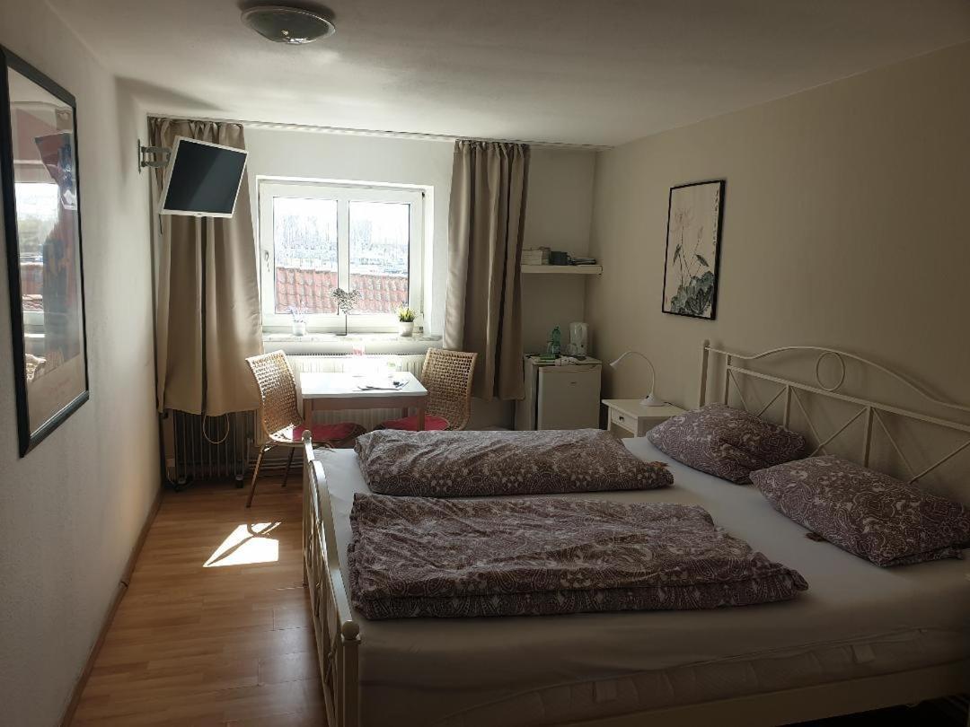 Rooming24, Kleine Pension Lübeck Exterior foto